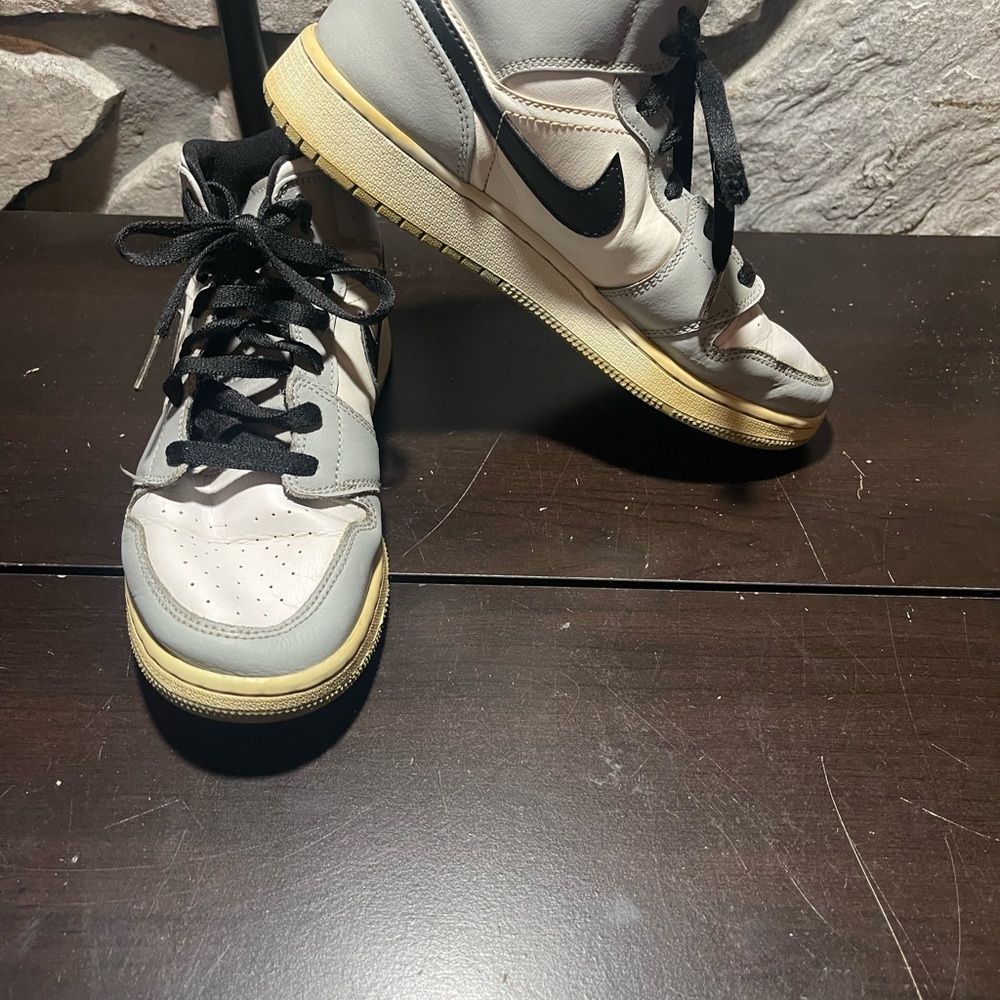 Nike Air Jordan 1 mid Sneakers with Black, grey and white Design